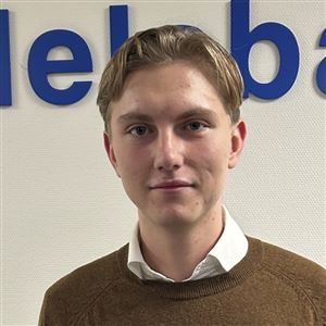 Porträttbild av medarbetare på bankkontoret.
