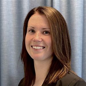 Porträttbild av medarbetare på bankkontoret.