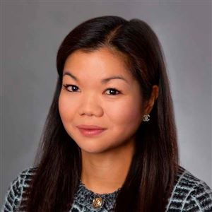 Porträttbild av medarbetare på bankkontoret.