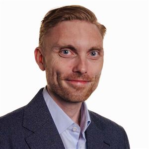 Porträttbild av medarbetare på bankkontoret