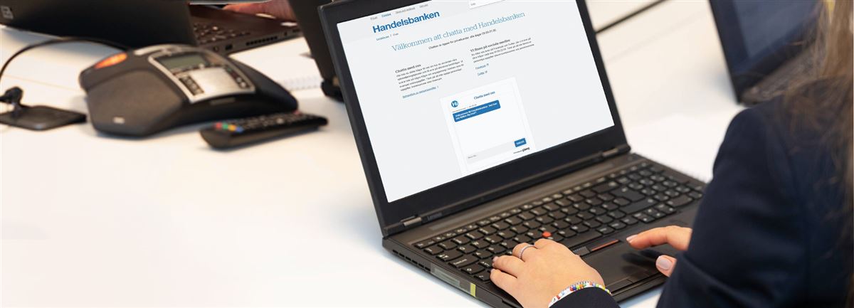 Close-up on a person that is using their laptop. 